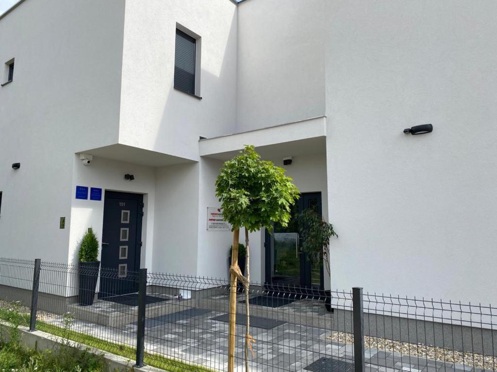 4Trees Airport Apartments Velika Gorica Exterior photo